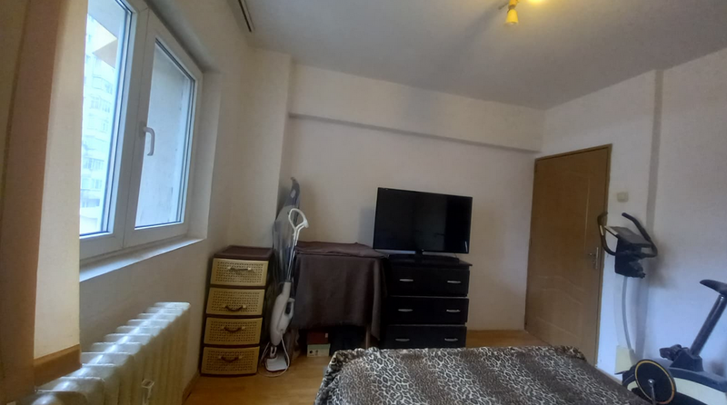Brancoveanu, Apt 4 camere,  etaj 2 din 10, 5 minute de parc