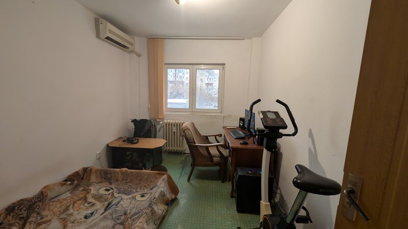 Brancoveanu, Apt 4 camere,  etaj 2 din 10, 5 minute de parc